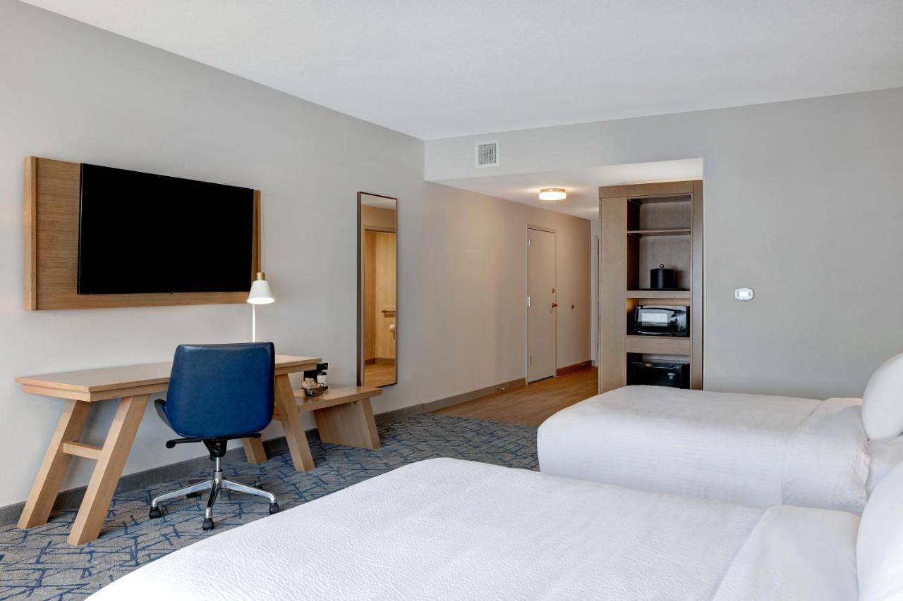 Fairfield By Marriott Inn & Suites Minneapolis Downtown Екстериор снимка