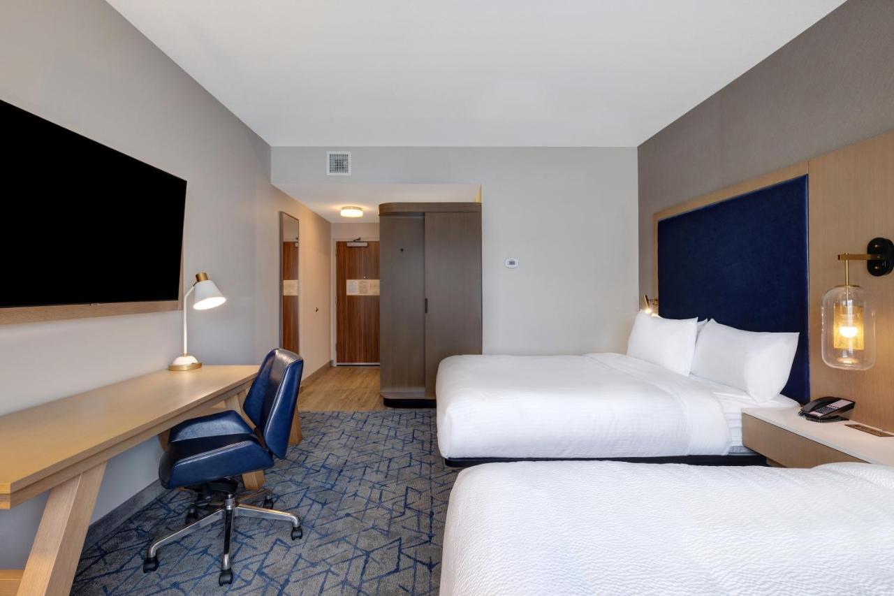 Fairfield By Marriott Inn & Suites Minneapolis Downtown Екстериор снимка