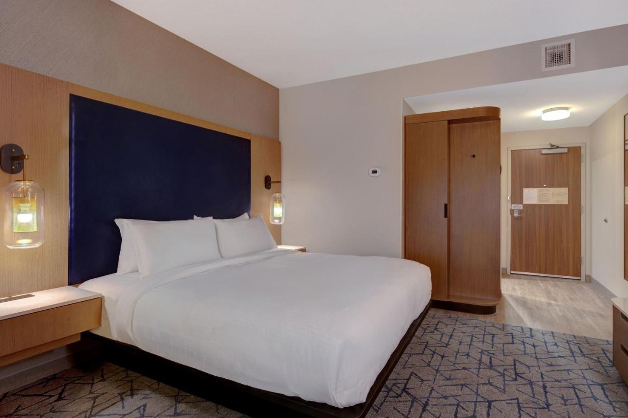 Fairfield By Marriott Inn & Suites Minneapolis Downtown Екстериор снимка