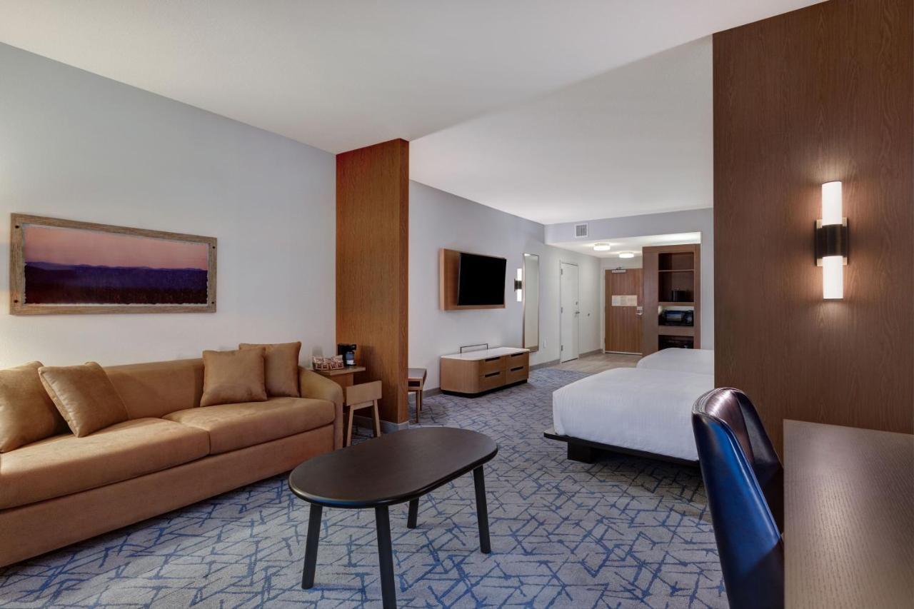 Fairfield By Marriott Inn & Suites Minneapolis Downtown Екстериор снимка